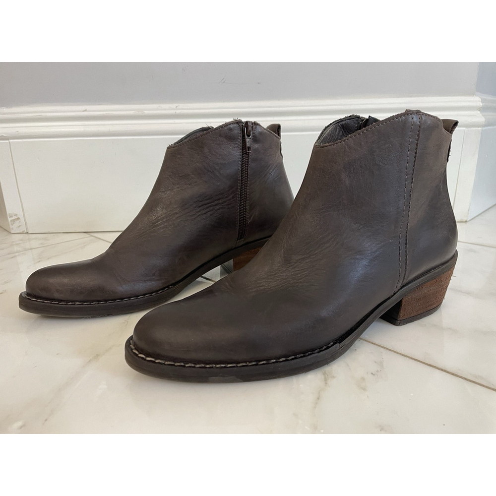 Marroqui Sanchez Women's Booties, Size 8, Brown Leather, Ankle Side Zip